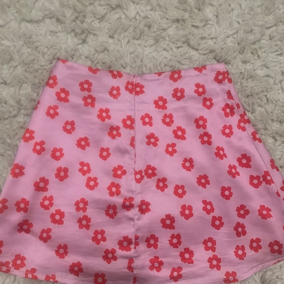 Olton Mini Skirt Pink - Picture 3 of 4